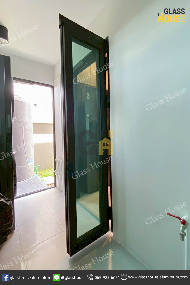 ประตู PC Door, pc door, บานเลื่อน, บานเลื่อนสวิง, ประตูบานพับ, ประตูบานเปิด, กั้นห้อง, กั้นแอร์, กั้นห้องกระจก, กั้นห้องอลูมิเนียม, ประตูบานเลื่อนซ้อน