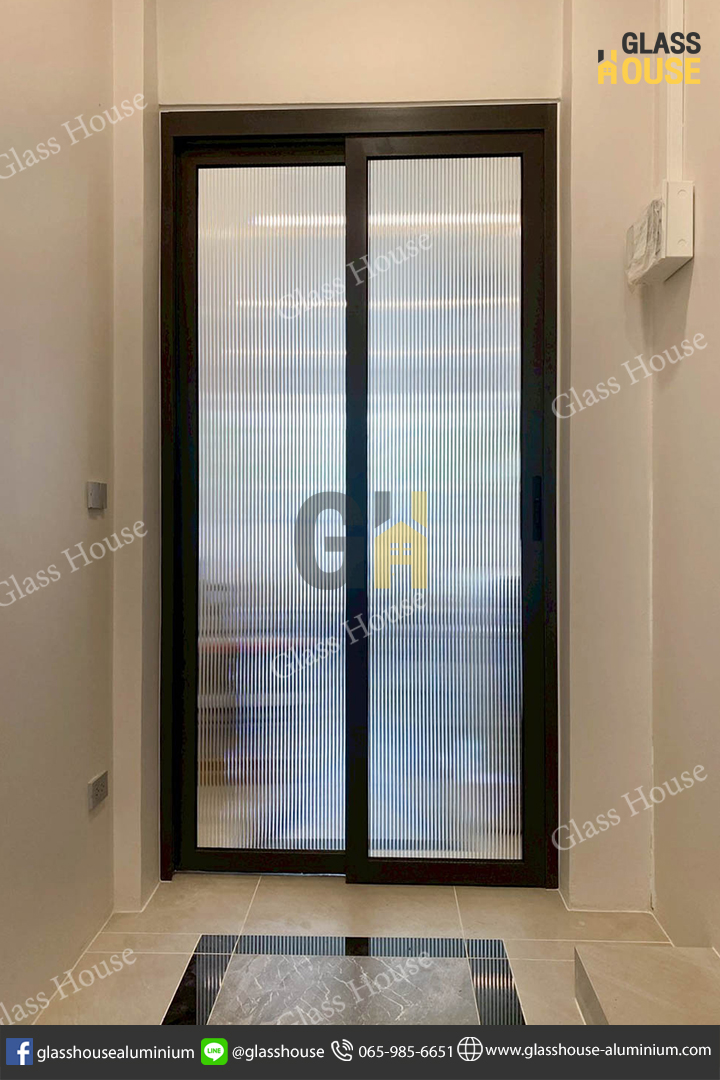 ประตู PC Door, pc door, บานเลื่อน, บานเลื่อนสวิง, ประตูบานพับ, ประตูบานเปิด, กั้นห้อง, กั้นแอร์, กั้นห้องกระจก, กั้นห้องอลูมิเนียม, ประตูบานเลื่อนซ้อน, ประตู 2 in 1, บาน 2 in 1