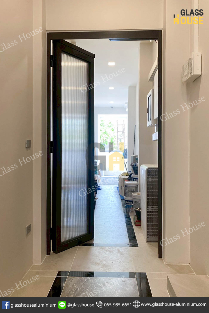 ประตู PC Door, pc door, บานเลื่อน, บานเลื่อนสวิง, ประตูบานพับ, ประตูบานเปิด, กั้นห้อง, กั้นแอร์, กั้นห้องกระจก, กั้นห้องอลูมิเนียม, ประตูบานเลื่อนซ้อน, ประตู 2 in 1, บาน 2 in 1