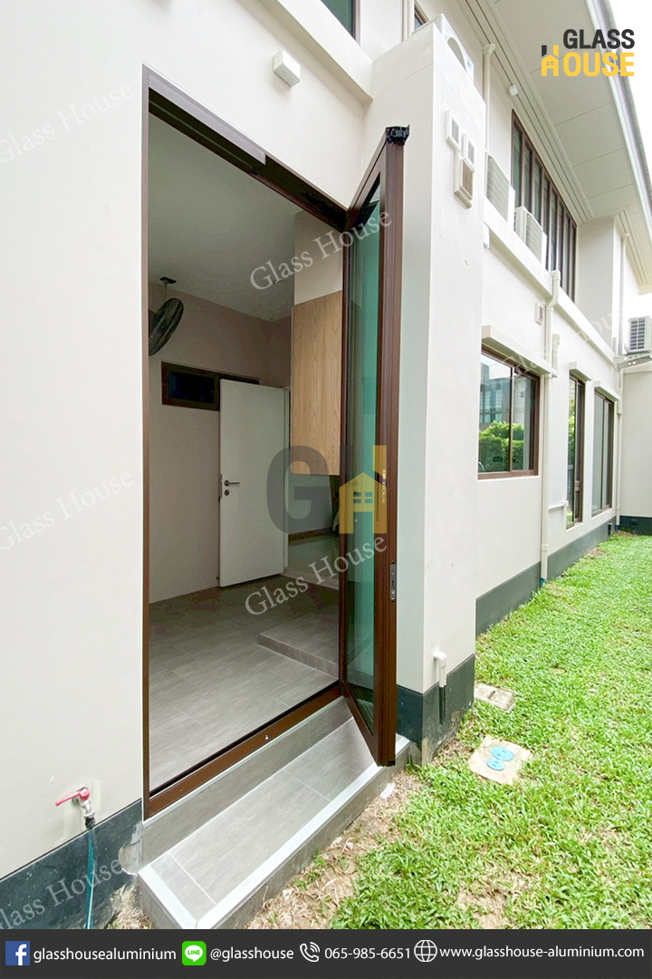 ประตู PC Door, pc door, บานเลื่อน, บานเลื่อนสวิง, ประตูบานพับ, ประตูบานเปิด, กั้นห้อง, กั้นแอร์, กั้นห้องกระจก, กั้นห้องอลูมิเนียม, ประตูบานเลื่อนซ้อน, ประตู 2 in 1, บาน 2 in 1